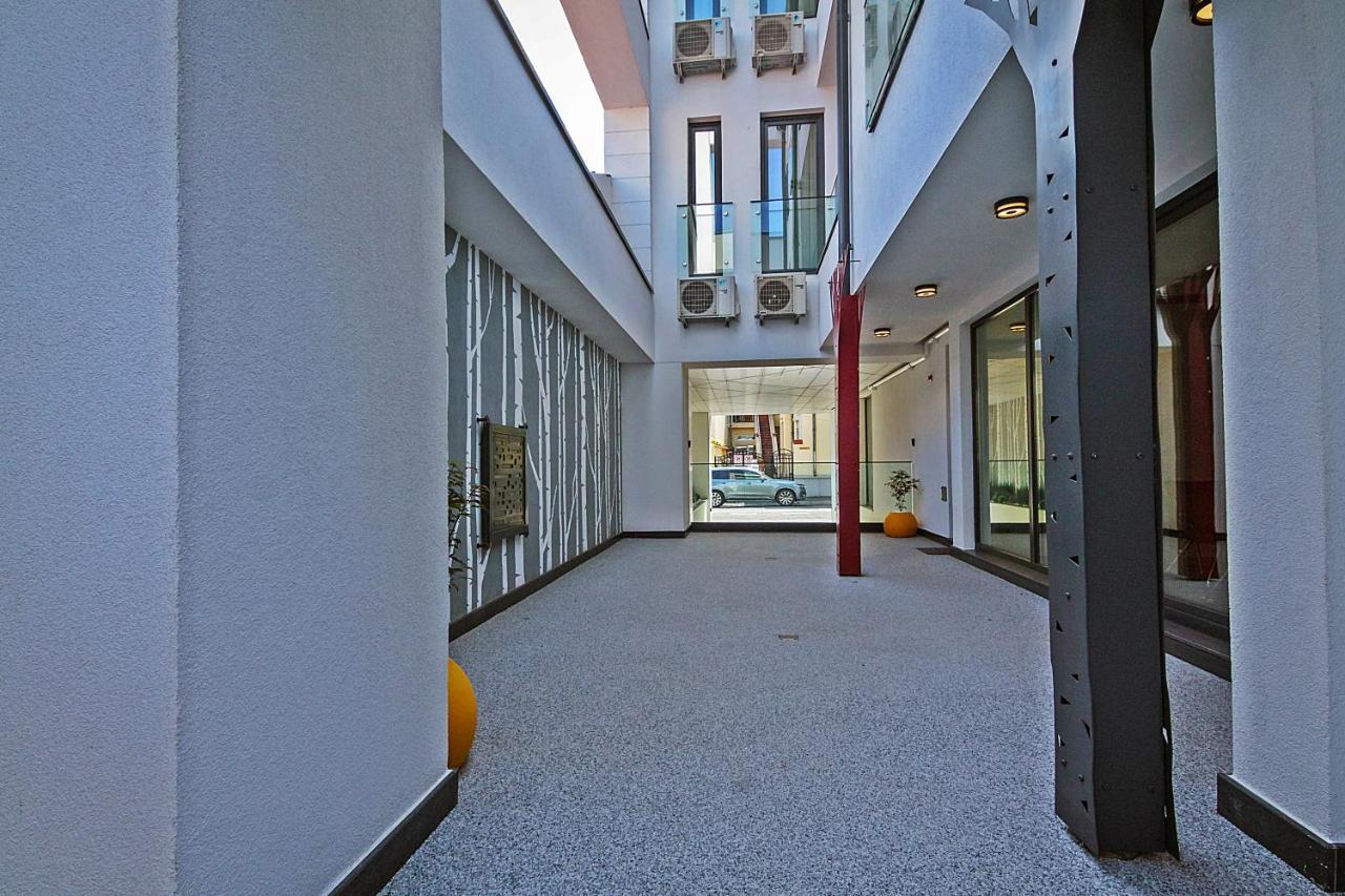 No 6 Apartments Constanţa Eksteriør bilde