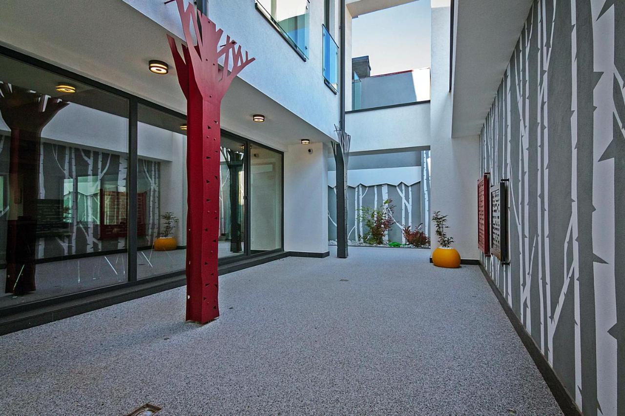 No 6 Apartments Constanţa Eksteriør bilde